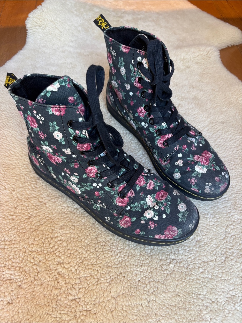 Dr Martens Floral Hackney 8-hole boots, black and pink floral, size US 7